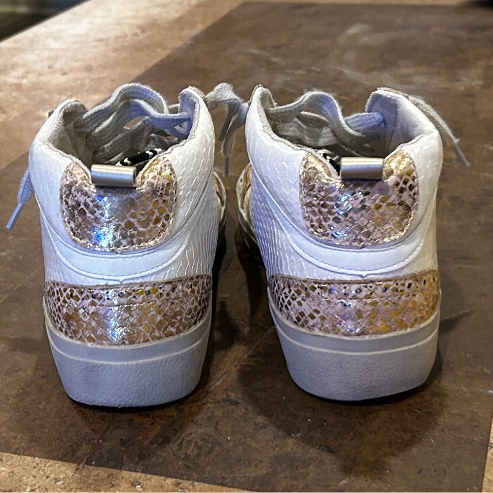 White and Gold High-Top Sneakers - Picture 4 of 10